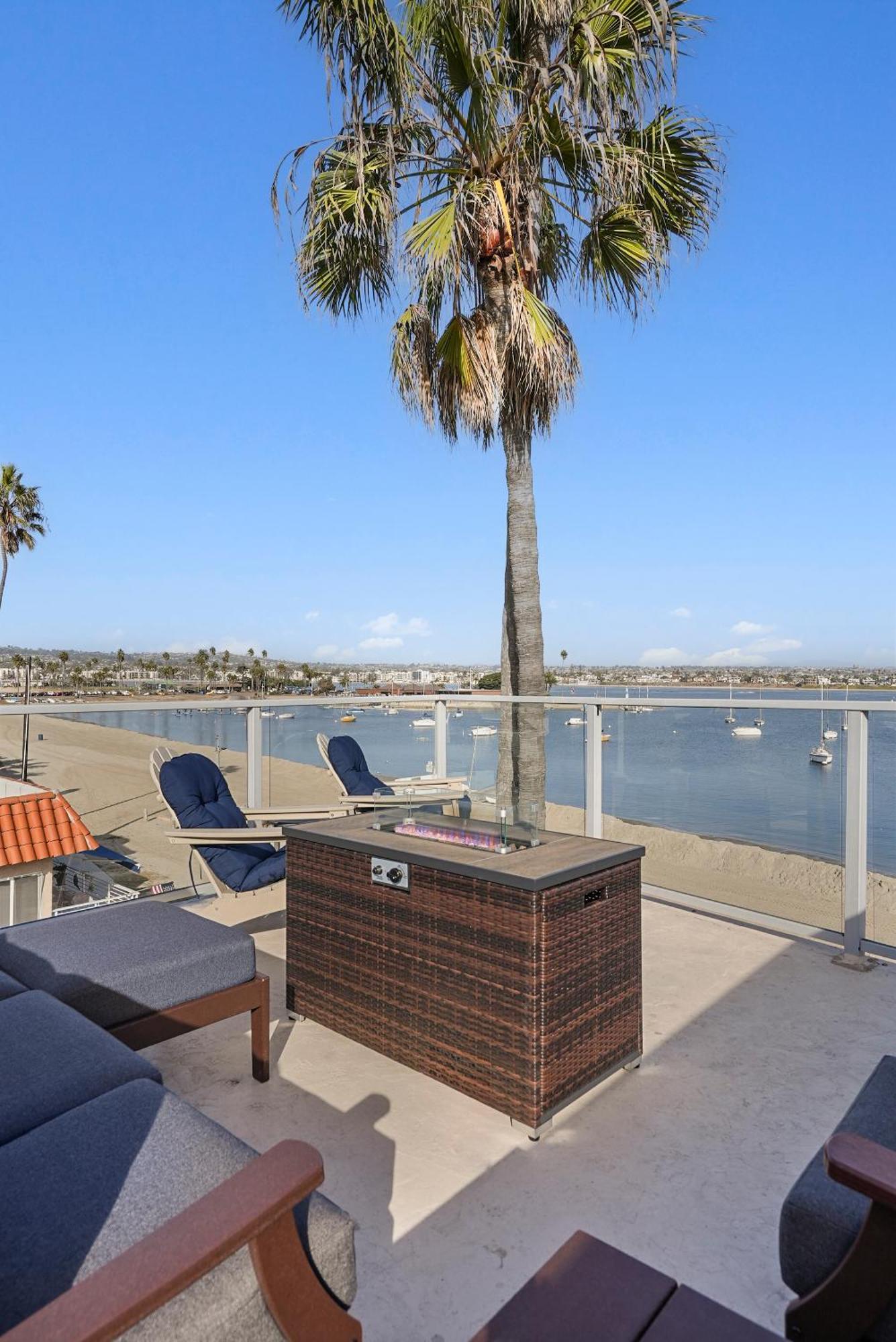Stunning Bayfront Condo With Gorgeous Views, Garage, Massive Roof Deck & Ac - Dogs Welcome! 샌디에이고 외부 사진