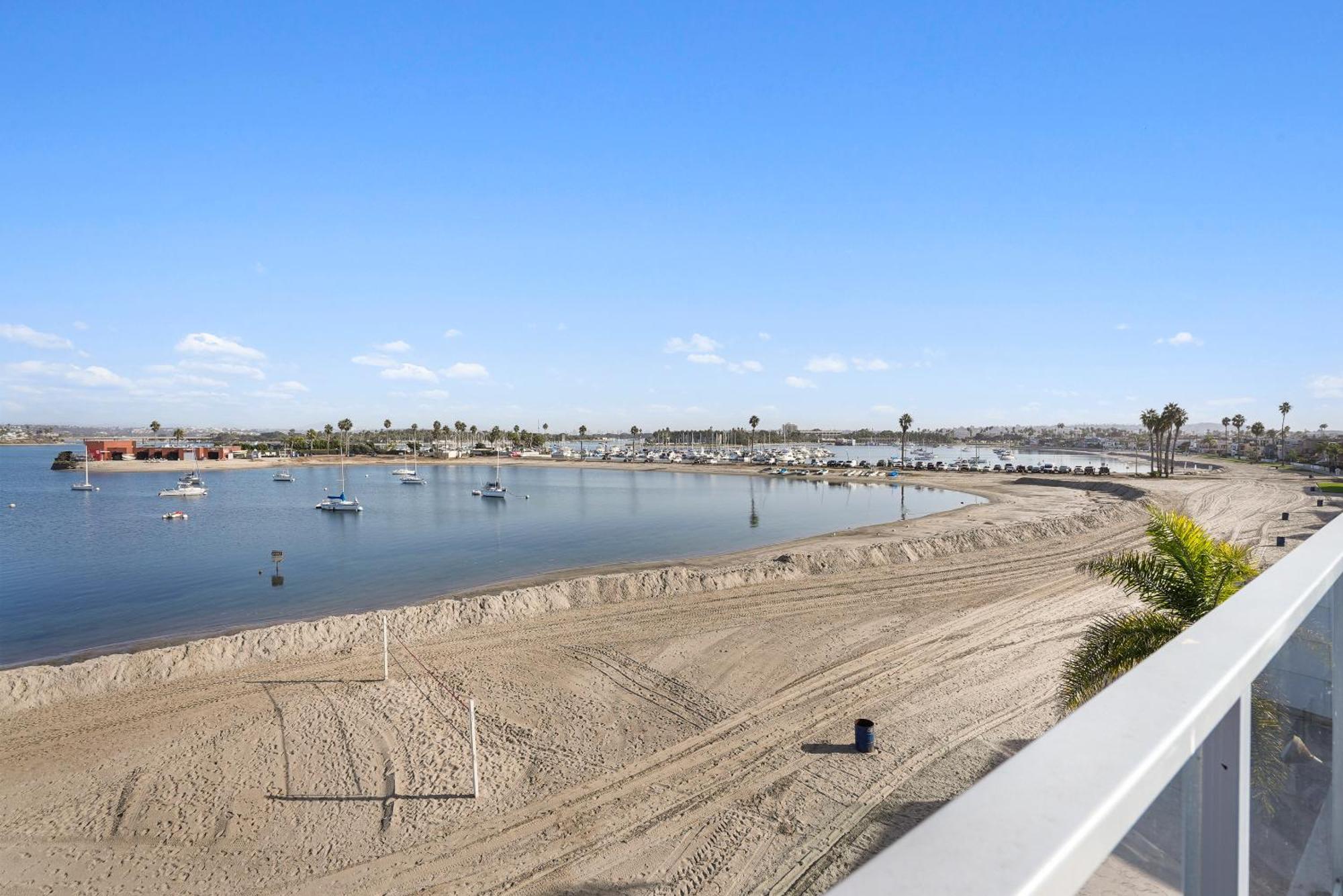 Stunning Bayfront Condo With Gorgeous Views, Garage, Massive Roof Deck & Ac - Dogs Welcome! 샌디에이고 외부 사진